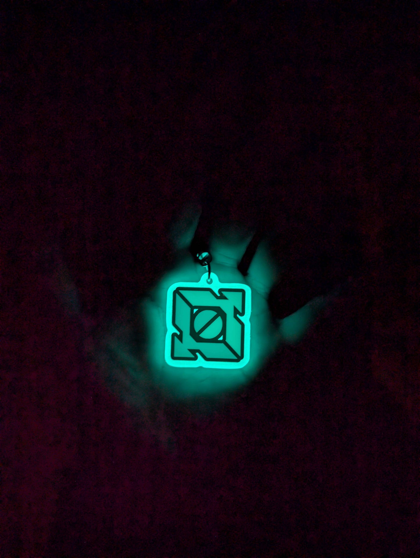 Llavero nuclear v2 con dedicatoria firmada